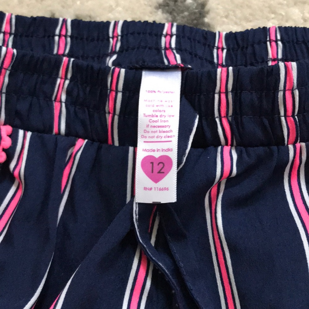 Shorts - Picture 2 of 2